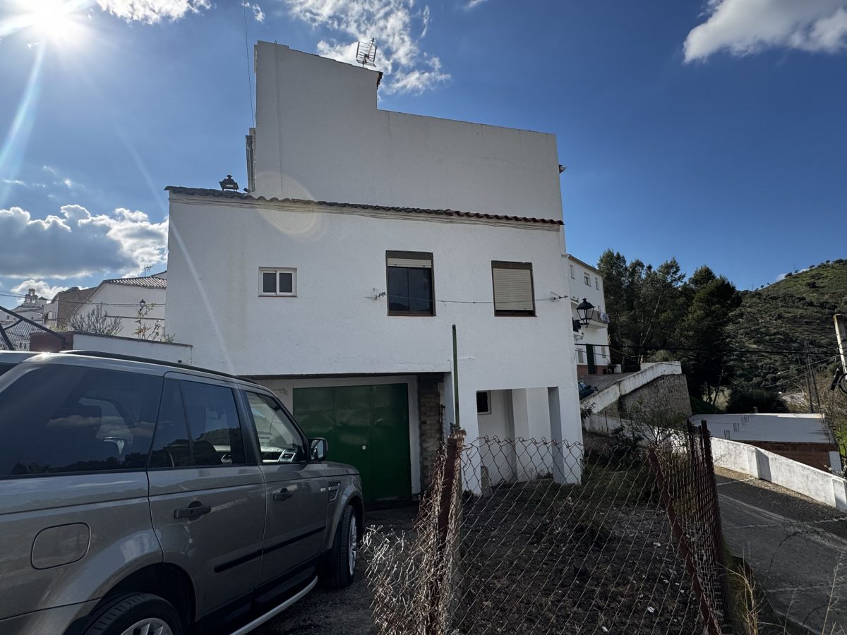 5 Bed, 2 Bath, HouseFor Sale, Torre Alhaquime, Andalucia