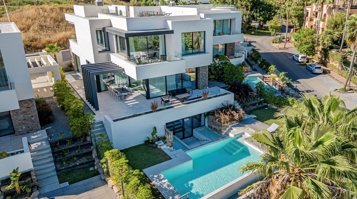 4 Bed, 4 Bath, HouseFor Sale, Malaga, Andalusia, 29680 4 Bed, 4 Bath, HouseFor Sale, Malaga, Andalusia, 29680