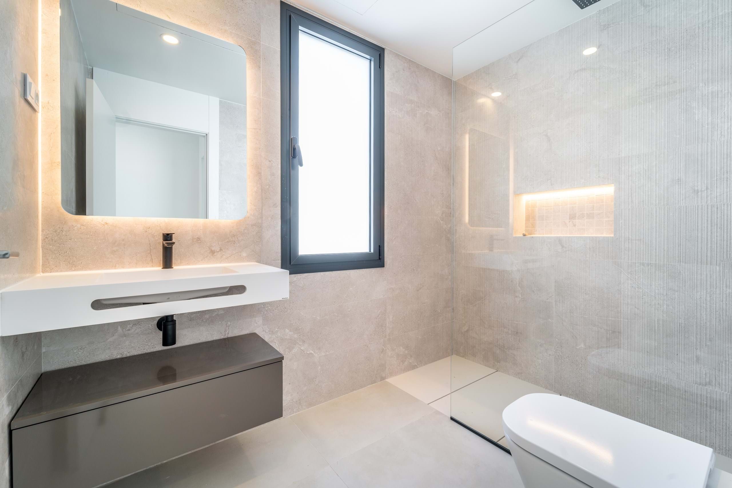 5 Bed, 4 Bath, HouseFor Sale, Malaga, Andalusia, 29639