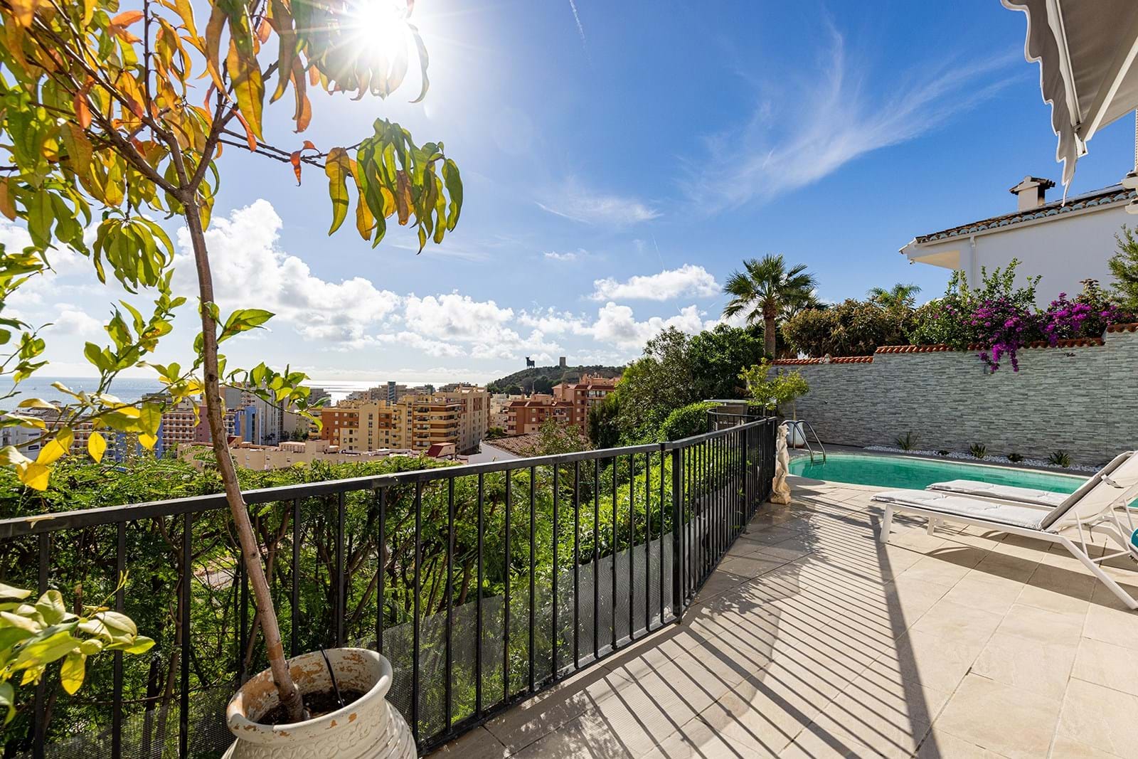 Malaga, Andalusia, 29640, 3 Bedrooms Bedrooms, ,5 BathroomsBathrooms,For Sale,TORB-VAN-01