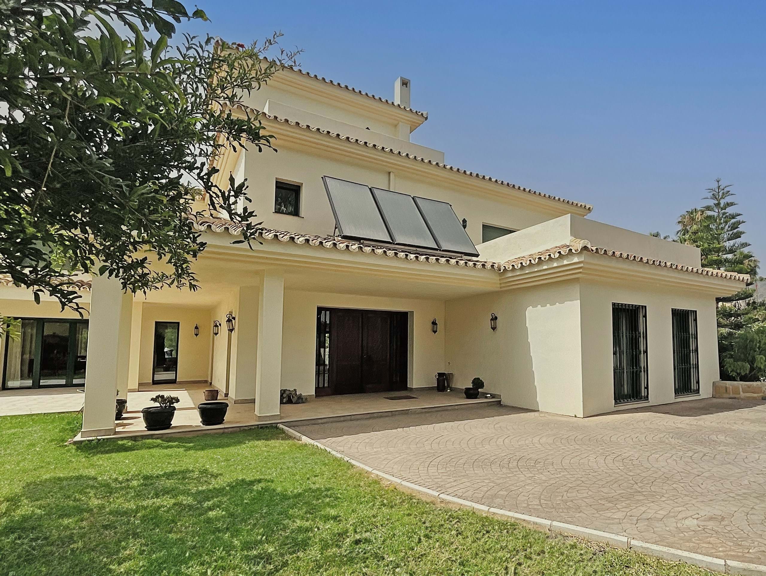 6 Bed, 5 Bath, HouseFor Sale, Malaga, Andalusia, 29602