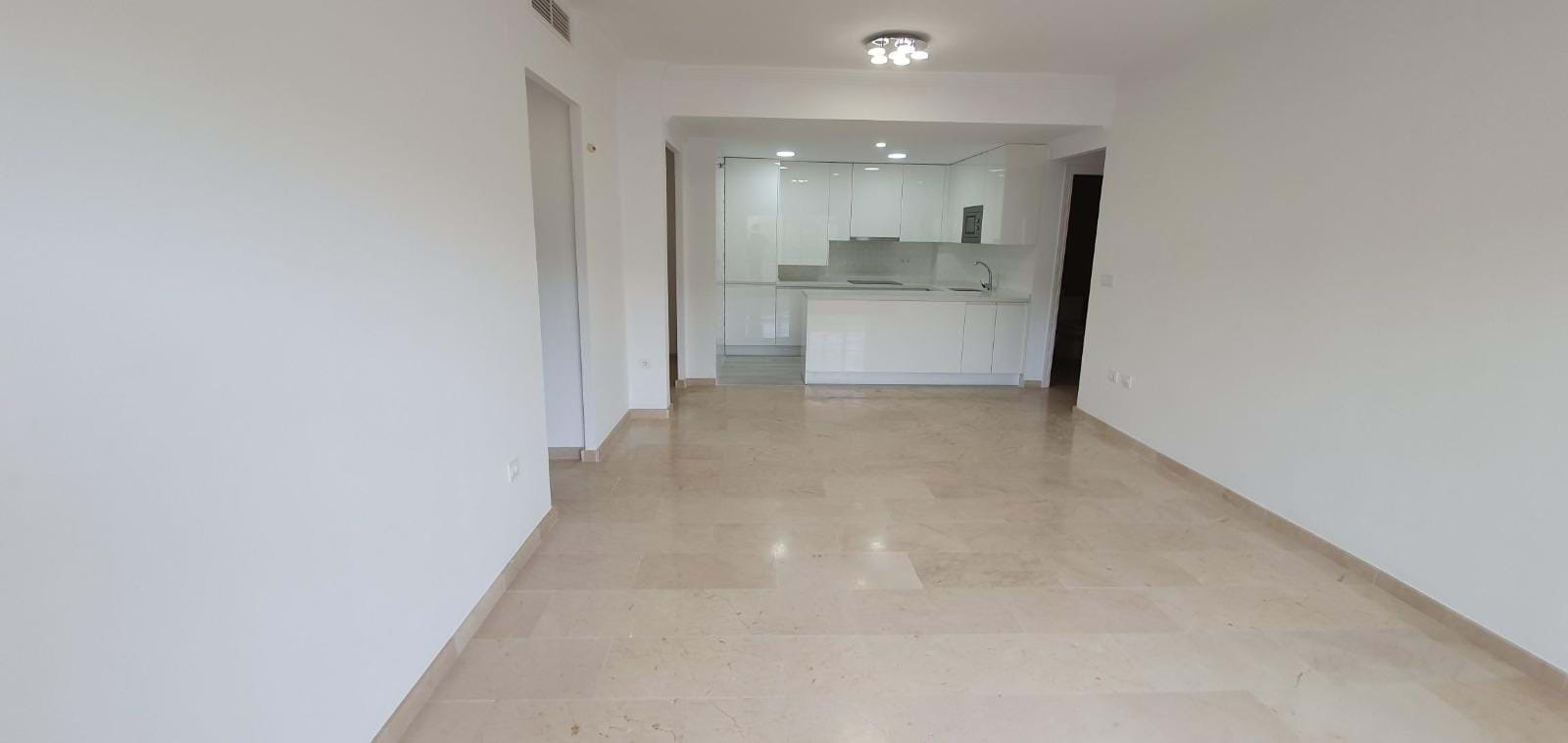 2 Bed, 2 Bath, ApartmentFor Sale, Malaga, Andalusia, 29604