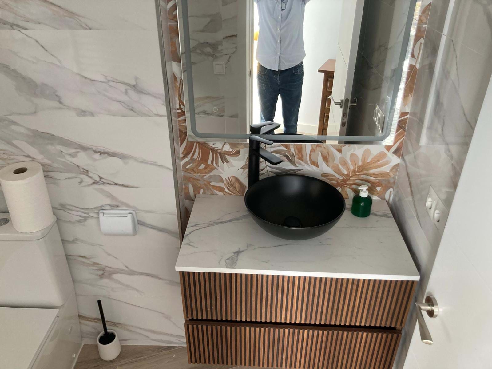 2 Bed, 1 Bath, ApartmentFor Sale, Malaga, Andalusia, 29620