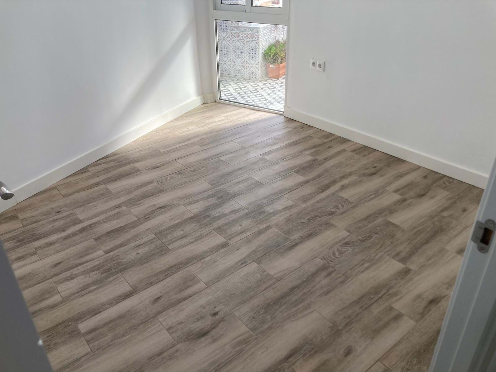 2 Bed, 1 Bath, ApartmentFor Sale, Malaga, Andalusia, 29620