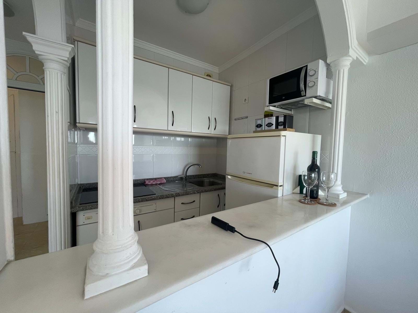 2 Bed, 1 Bath, ApartmentFor Sale, Malaga, Andalusia, 29640