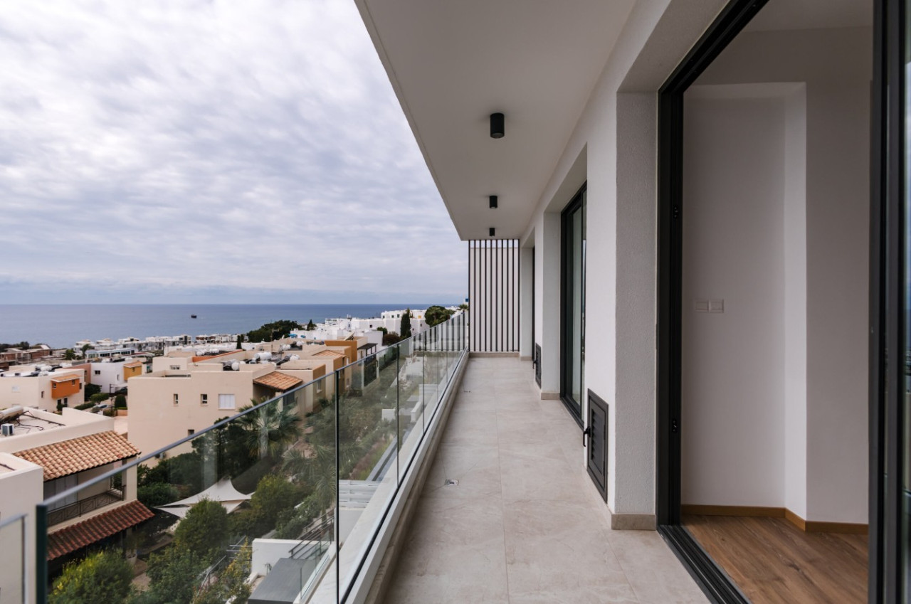 3 Bed, 5 Bath, HouseFor Sale, Chlorakas, Paphos