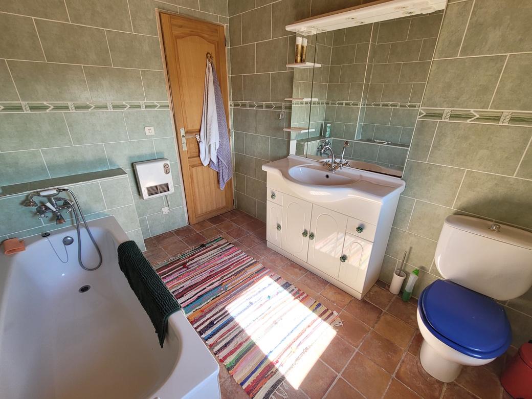 3 Bed, 2 Bath, HouseFor Sale, Murviel Les Beziers, Herault, Languedoc-Roussillon, 34490