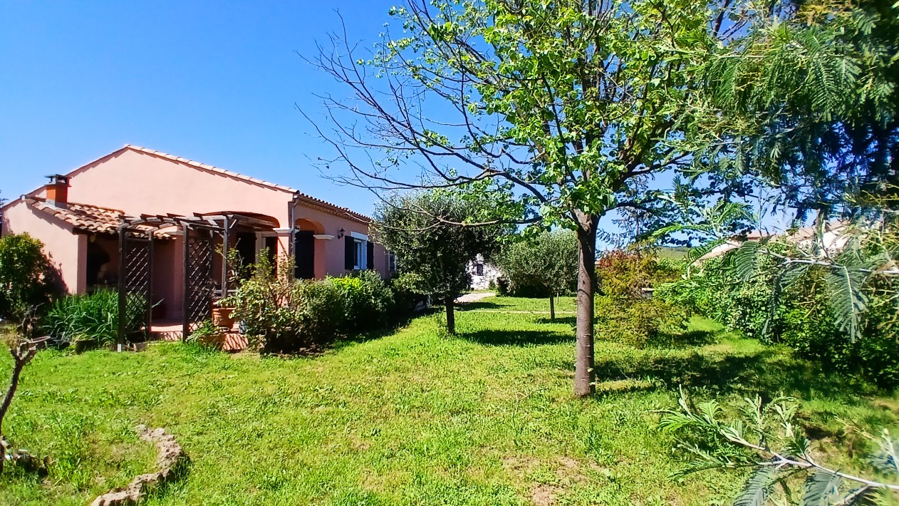 4 Bed, 1 Bath, HouseFor Sale, Puissalicon, Herault, Languedoc-Roussillon, 34480