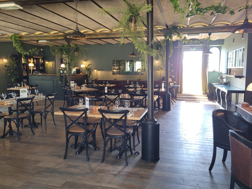 2 Bed, 2 Bath, ApartmentFor Sale, Capestang, Herault, Languedoc-Roussillon, 34310