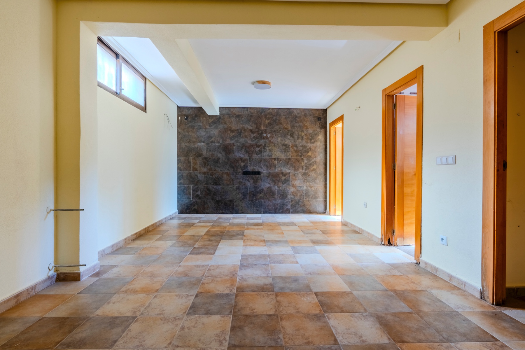 6 Bed, 3 Bath, HouseFor Sale, Villamartin, Alicante