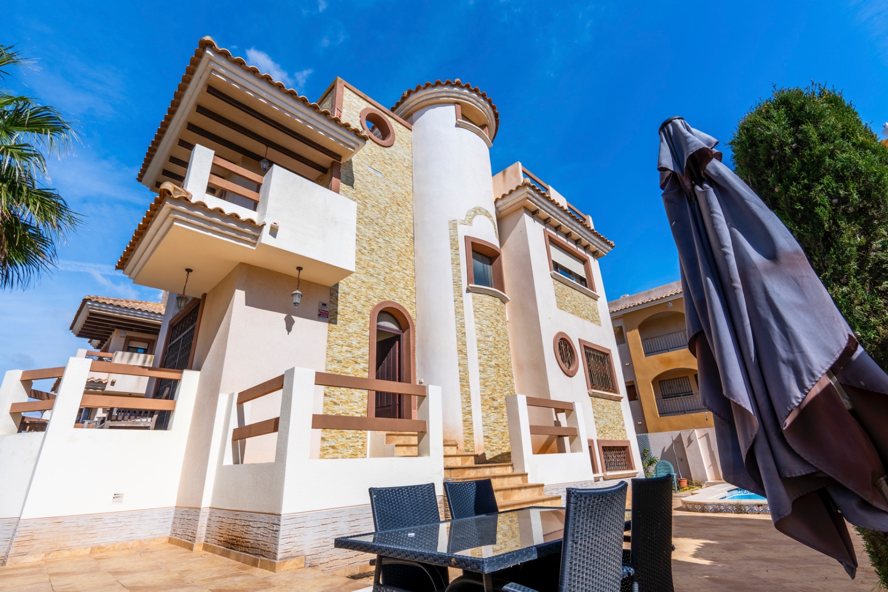 6 Bed, 3 Bath, HouseFor Sale, Villamartin, Alicante