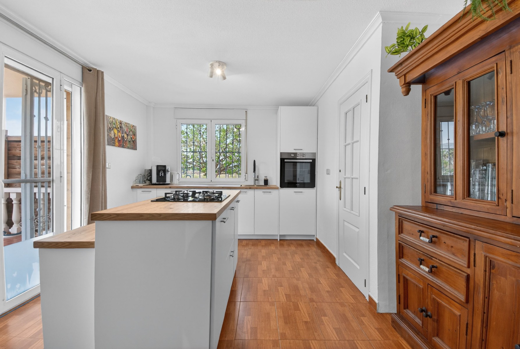 5 Bed, 3 Bath, HouseFor Sale, Crevillente, Alicante