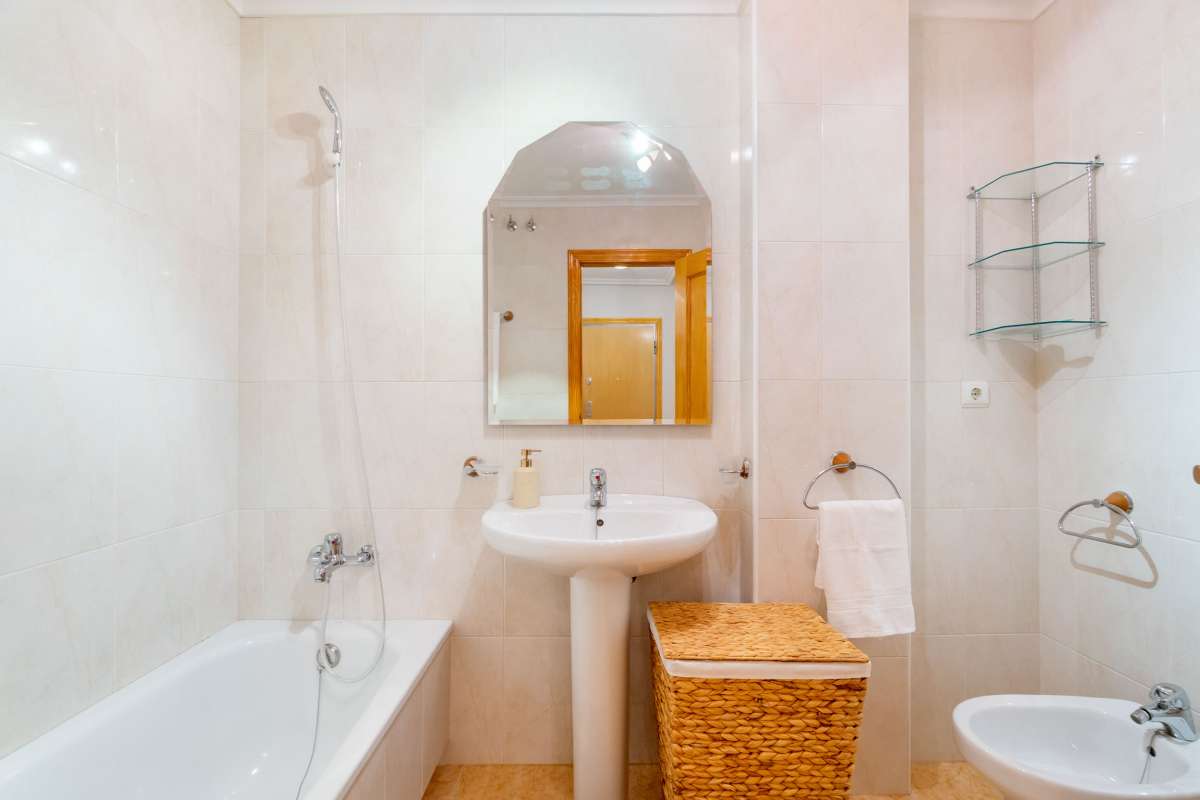 3 Bed, 2 Bath, ApartmentFor Sale, Torrevieja, Alicante