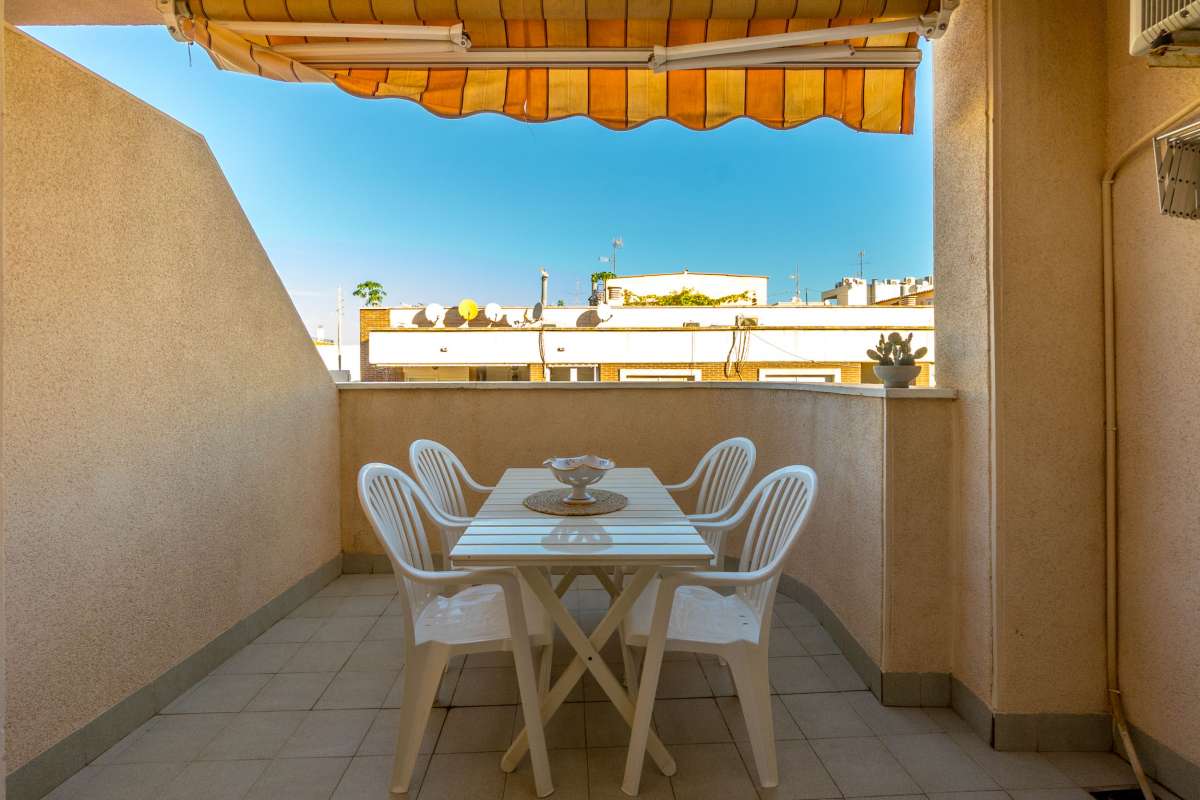 3 Bed, 2 Bath, ApartmentFor Sale, Torrevieja, Alicante