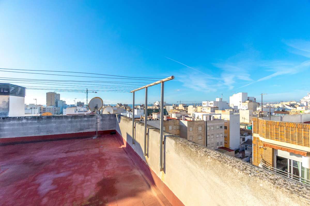 3 Bed, 2 Bath, ApartmentFor Sale, Torrevieja, Alicante