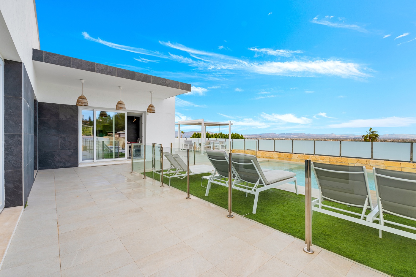 4 Bed, 3 Bath, HouseFor Sale, Algorfa, Alicante