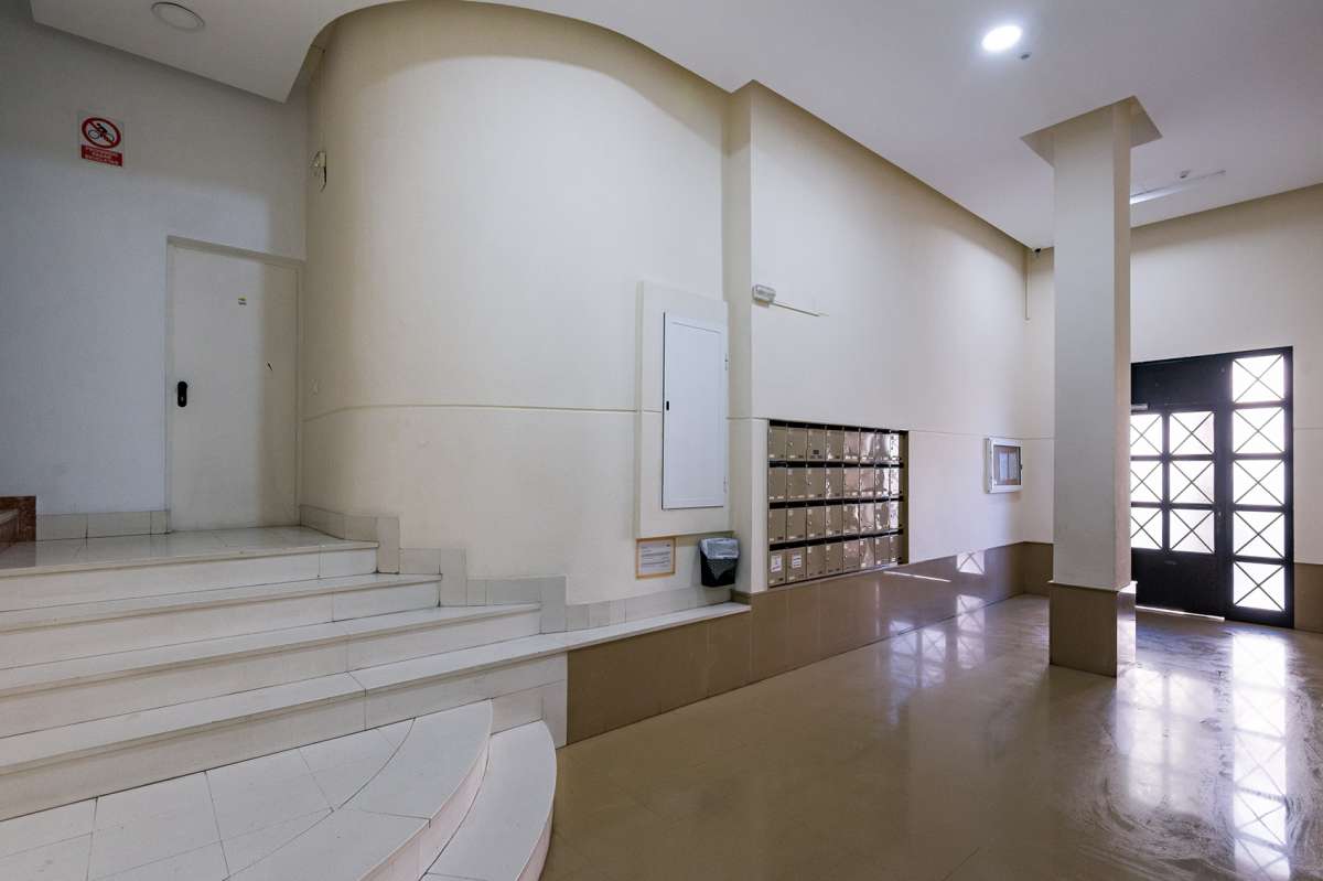 2 Bed, 1 Bath, ApartmentFor Sale, Parque De Las Naciones, Alicante