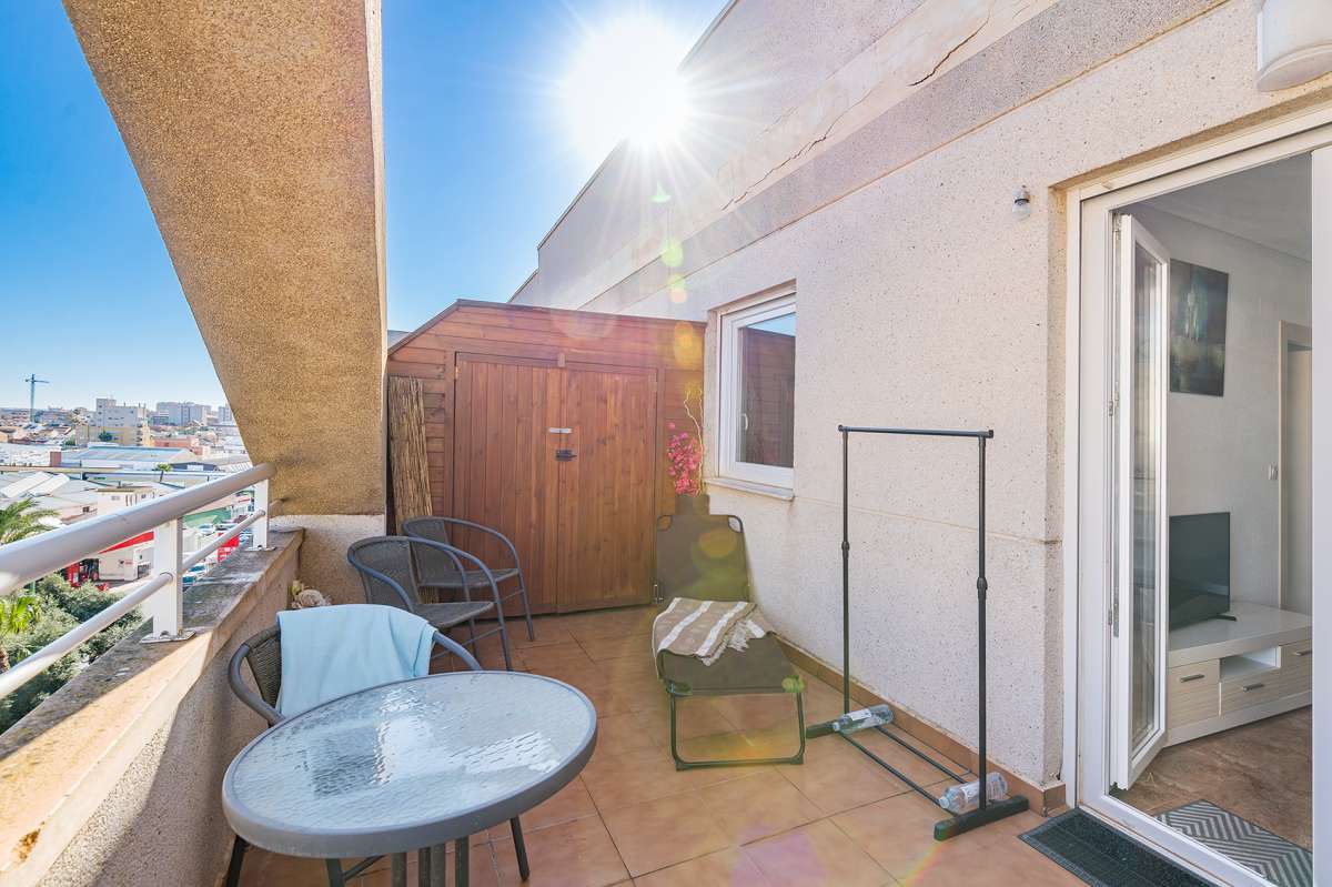 2 Bed, 1 Bath, ApartmentFor Sale, Parque De Las Naciones, Alicante