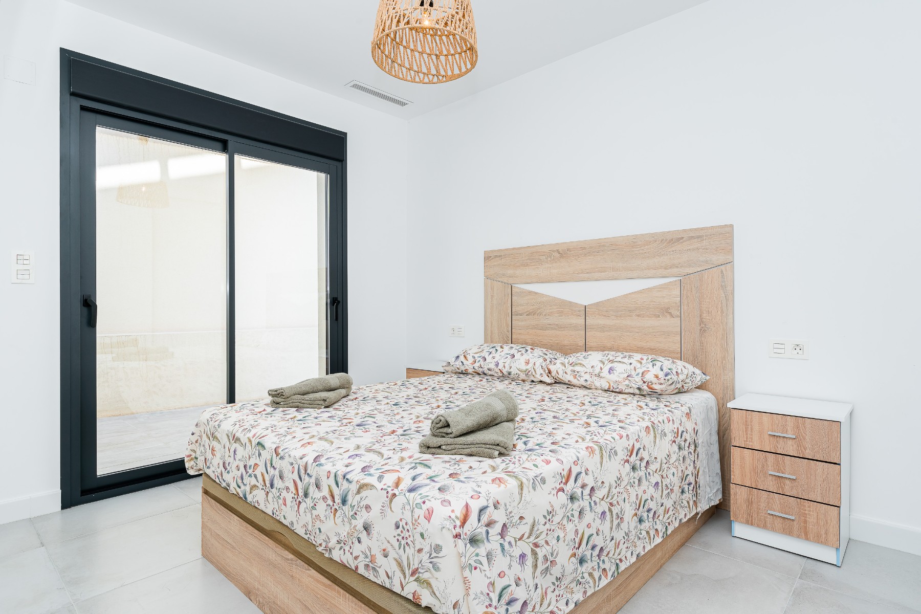 3 Bed, 2 Bath, HouseFor Sale, Los Montesinos, Alicante