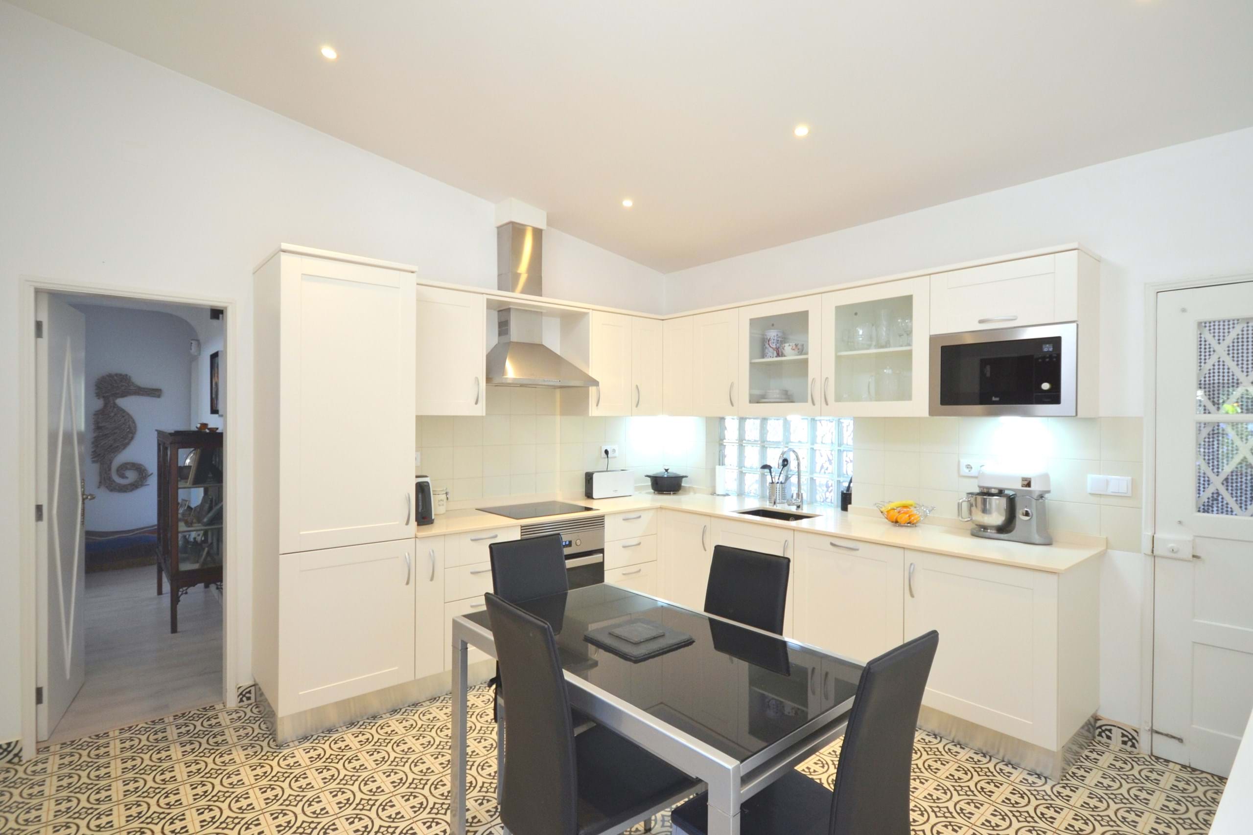 2 Bed, 1 Bath, HouseFor Sale, Loulé, Faro, 8100-335