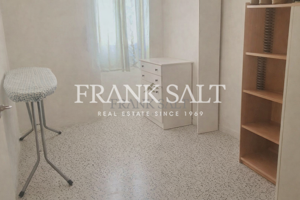 Zabbar, 3 Bedrooms Bedrooms, ,1 BathroomBathrooms,For Sale,FRSA-926660