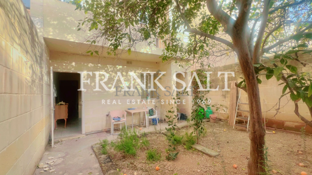 Zabbar, 3 Bedrooms Bedrooms, ,1 BathroomBathrooms,For Sale,FRSA-926660