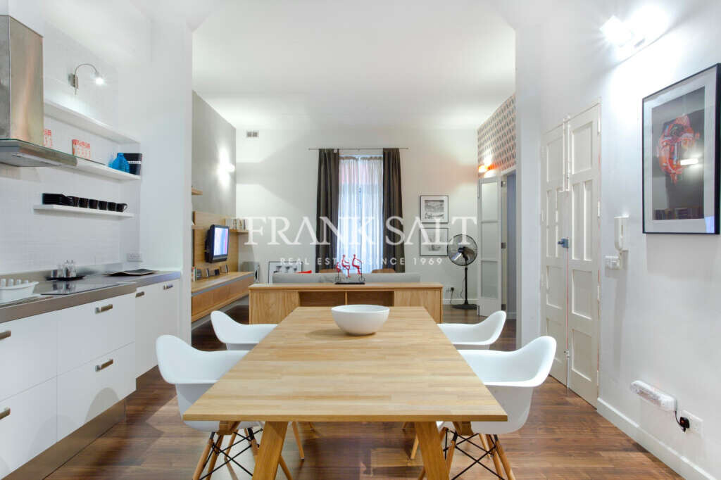 Valletta, 1 Bedroom Bedrooms, ,For Sale,FRSA-926368