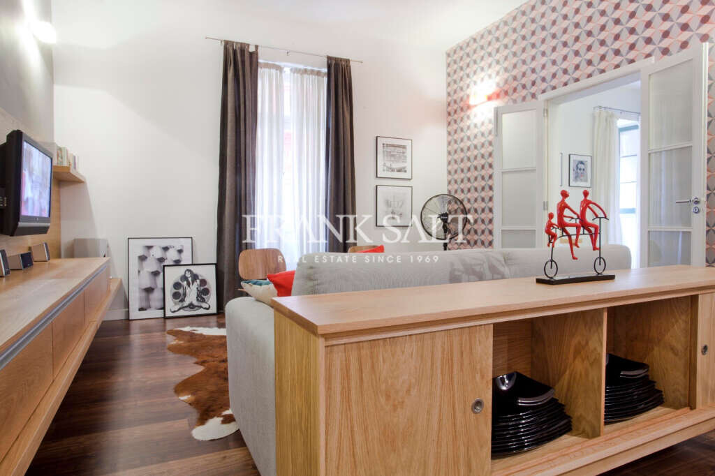 Valletta, 1 Bedroom Bedrooms, ,For Sale,FRSA-926368