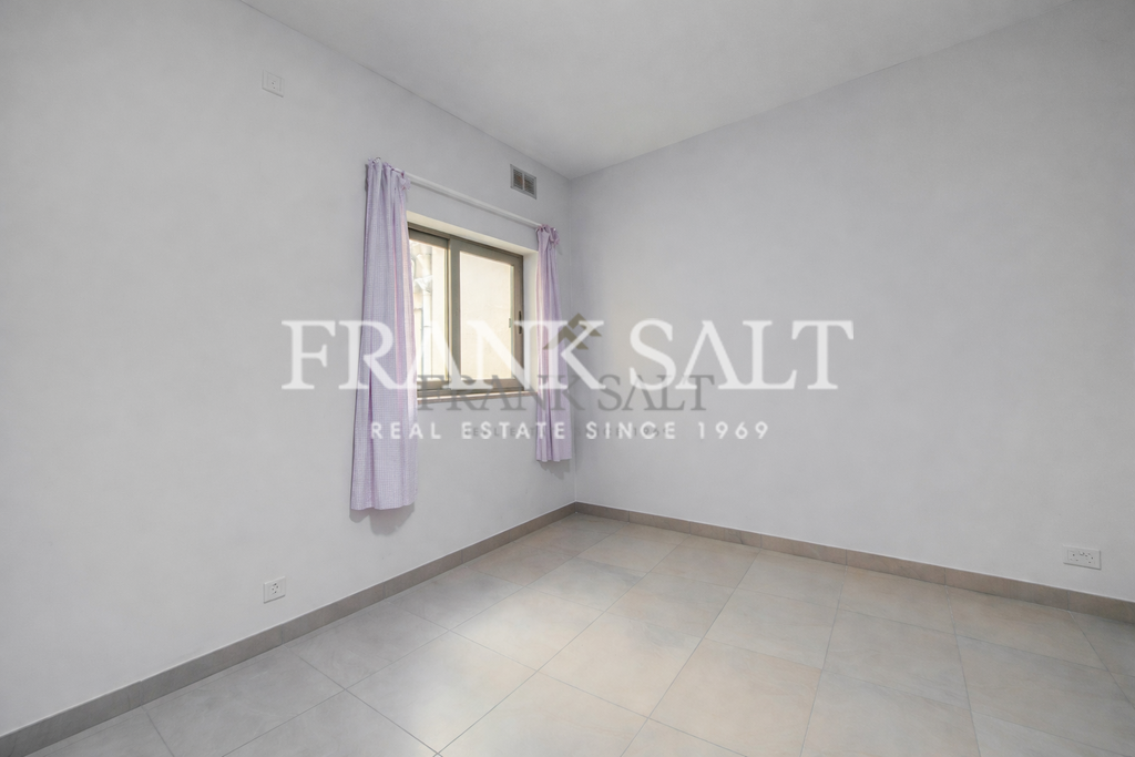 Mosta, 3 Bedrooms Bedrooms, ,1 BathroomBathrooms,For Sale,FRSA-715211