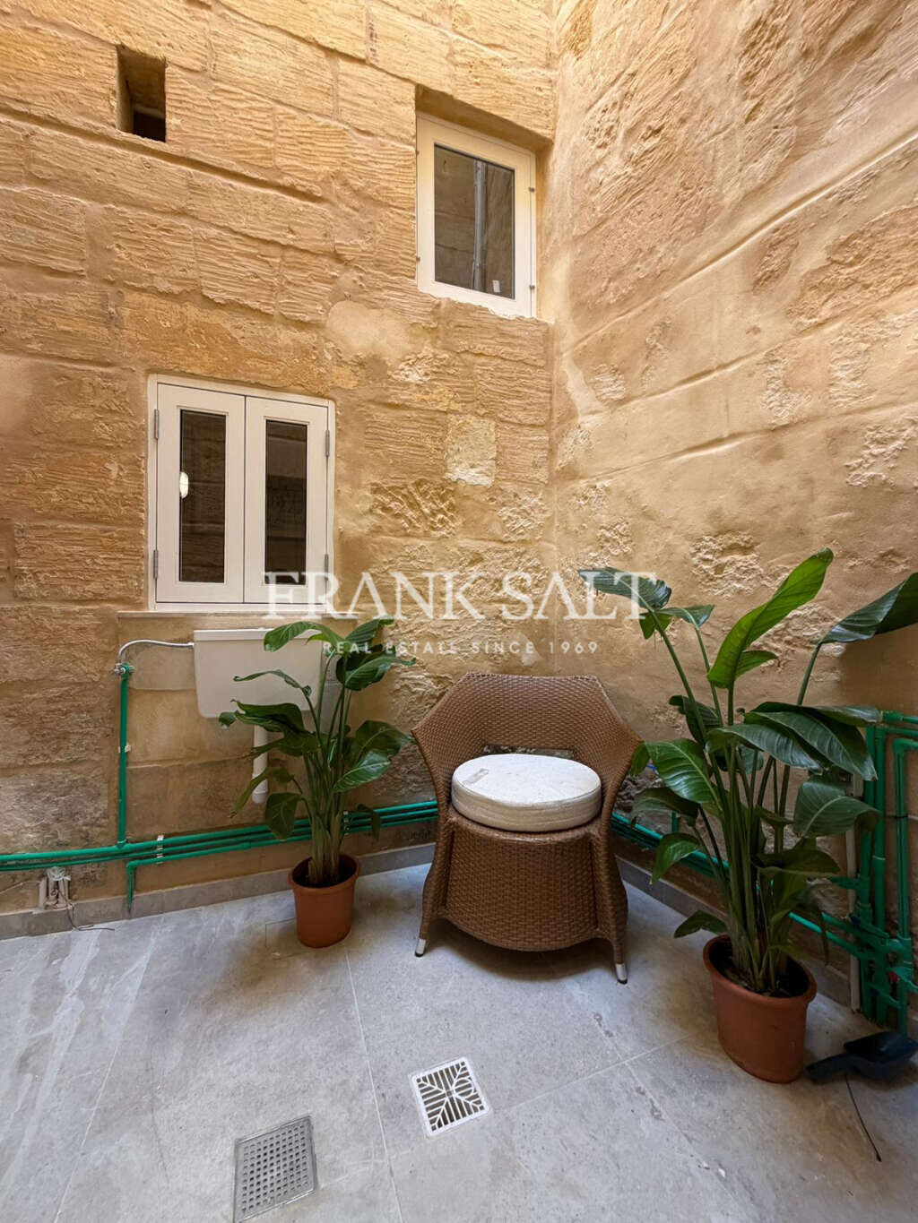 Zejtun, 2 Bedrooms Bedrooms, ,2 BathroomsBathrooms,For Sale,FRSA-926411
