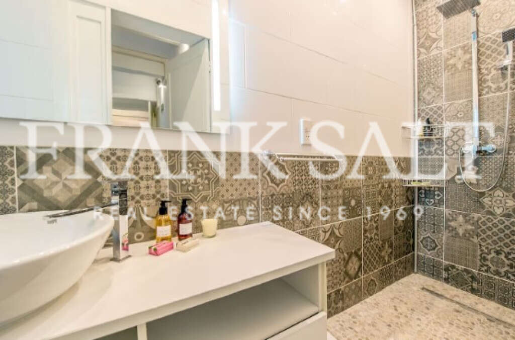 Valletta, 1 Bedroom Bedrooms, ,1 BathroomBathrooms,For Sale,FRSA-926194