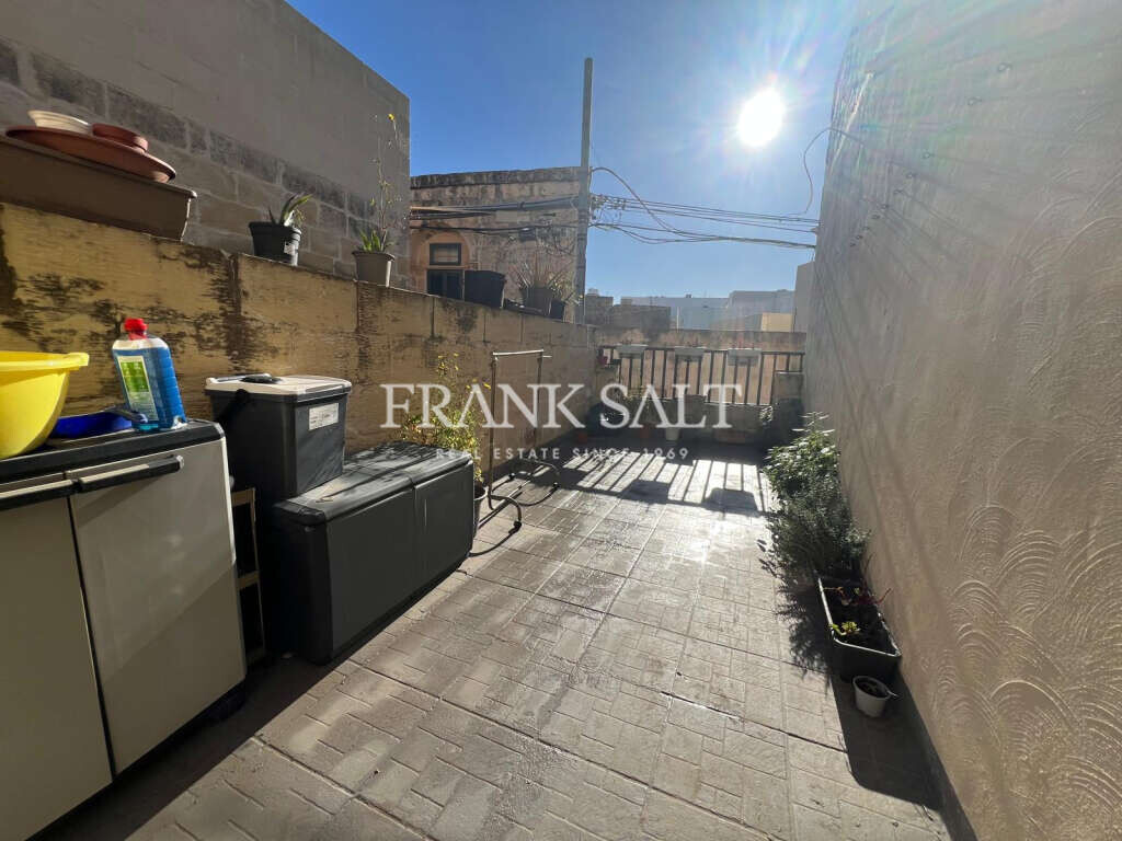 Zejtun, 2 Bedrooms Bedrooms, ,2 BathroomsBathrooms,For Sale,FRSA-926673