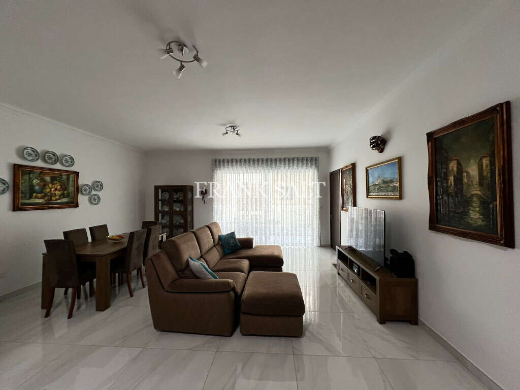 Marsascala, 3 Bedrooms Bedrooms, ,1 BathroomBathrooms,For Sale,FRSA-926594