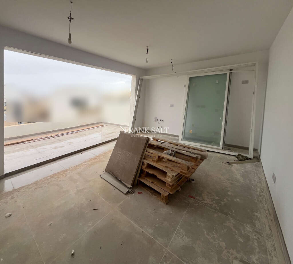 Gzira, 2 Bedrooms Bedrooms, ,2 BathroomsBathrooms,For Sale,FRSA-926438