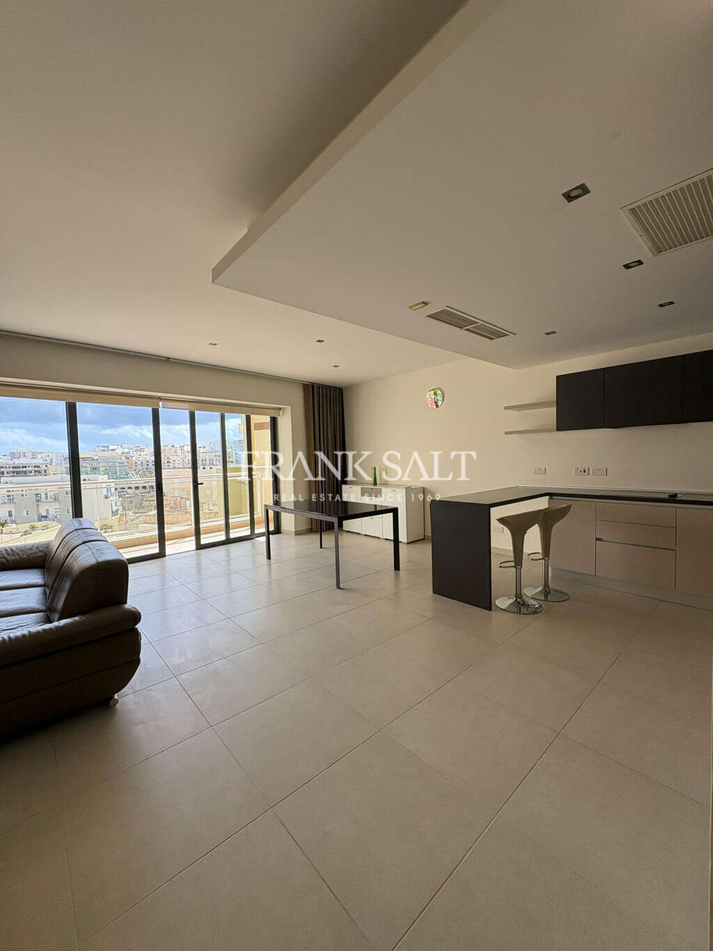 Ta Monita, 3 Bedrooms Bedrooms, ,2 BathroomsBathrooms,For Sale,FRSA-926484