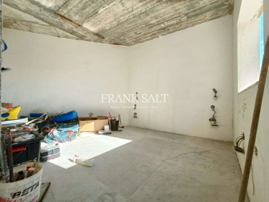 Bugibba, 1 Bedroom Bedrooms, ,1 BathroomBathrooms,For Sale,FRSA-926466