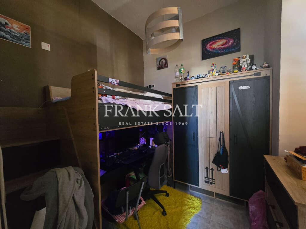 Sliema, 3 Bedrooms Bedrooms, ,2 BathroomsBathrooms,For Sale,FRSA-926335