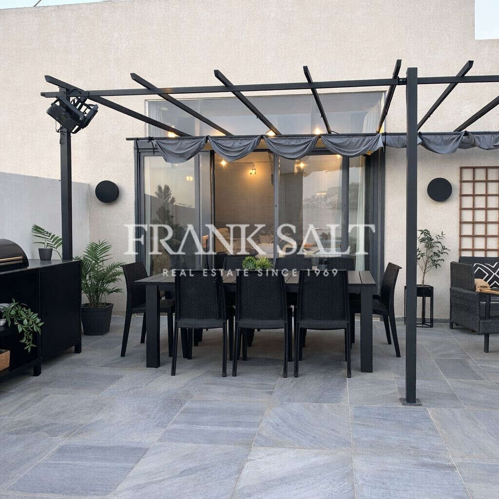 Paola, 2 Bedrooms Bedrooms, ,2 BathroomsBathrooms,For Sale,FRSA-926519