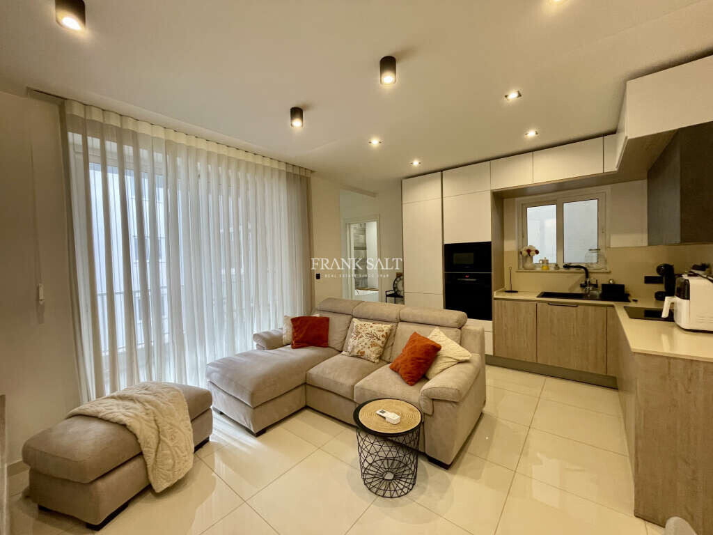 Msida, 1 Bedroom Bedrooms, ,2 BathroomsBathrooms,For Sale,FRSA-926516