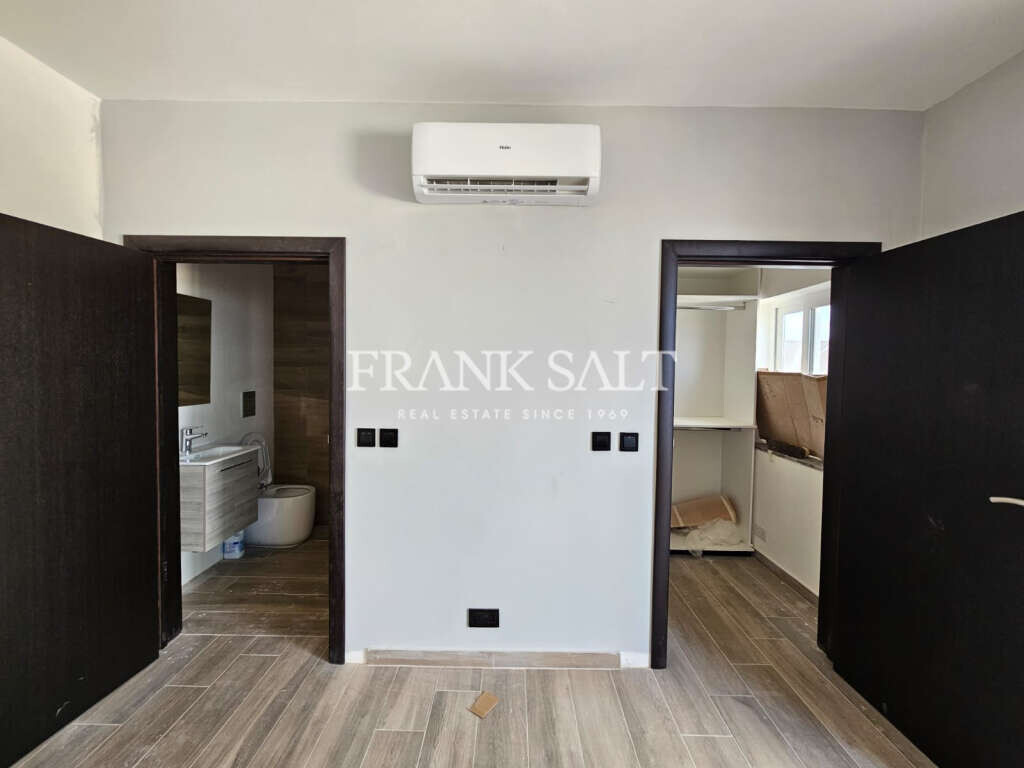 Qala, Gozo, 3 Bedrooms Bedrooms, ,1 BathroomBathrooms,For Sale,FRSA-921506