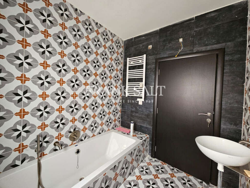 Qala, Gozo, 3 Bedrooms Bedrooms, ,1 BathroomBathrooms,For Sale,FRSA-921506