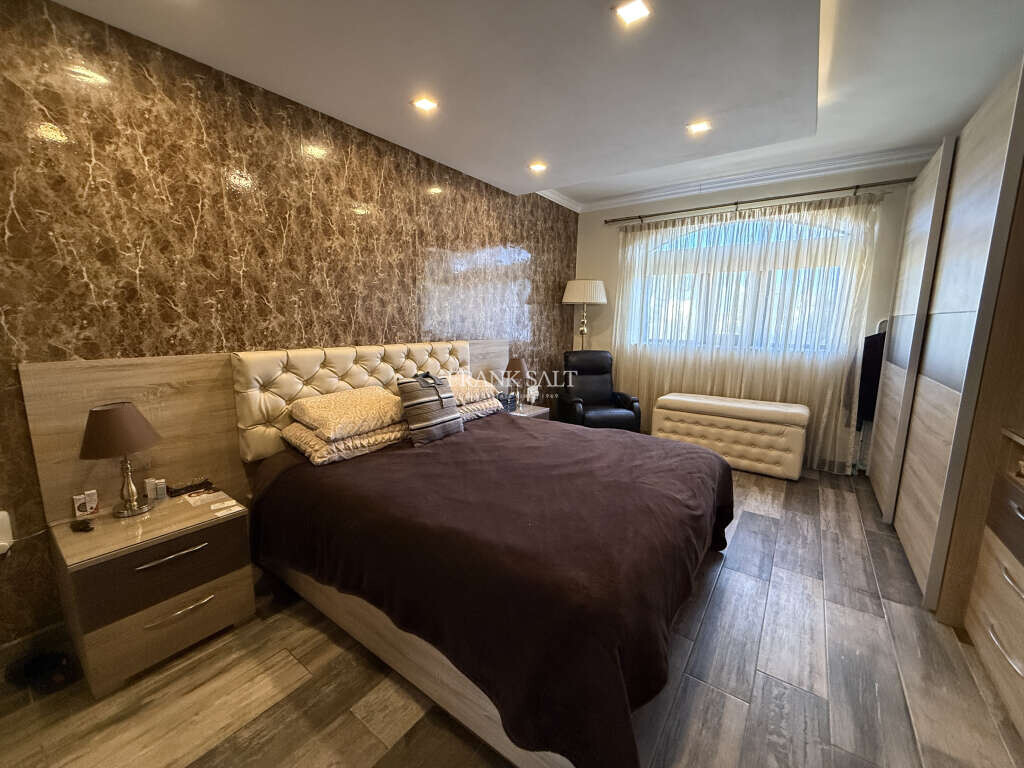 Luqa, 2 Bedrooms Bedrooms, ,1 BathroomBathrooms,For Sale,FRSA-926555