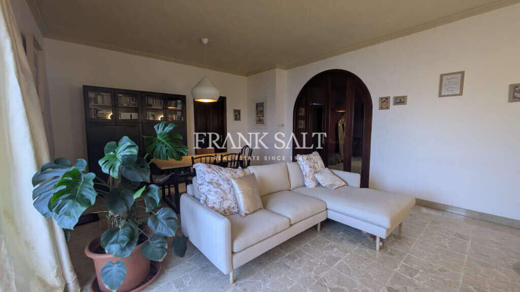 Sliema, 3 Bedrooms Bedrooms, ,2 BathroomsBathrooms,For Sale,FRSA-926564