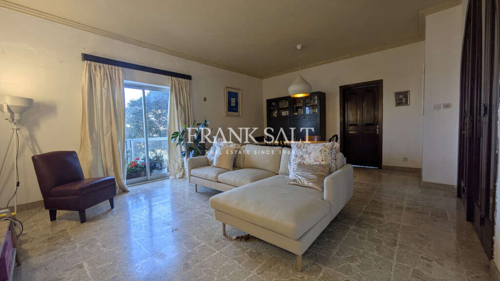 Sliema, 3 Bedrooms Bedrooms, ,2 BathroomsBathrooms,For Sale,FRSA-926564