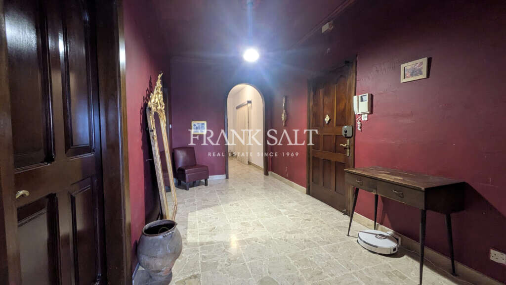 Sliema, 3 Bedrooms Bedrooms, ,2 BathroomsBathrooms,For Sale,FRSA-926564