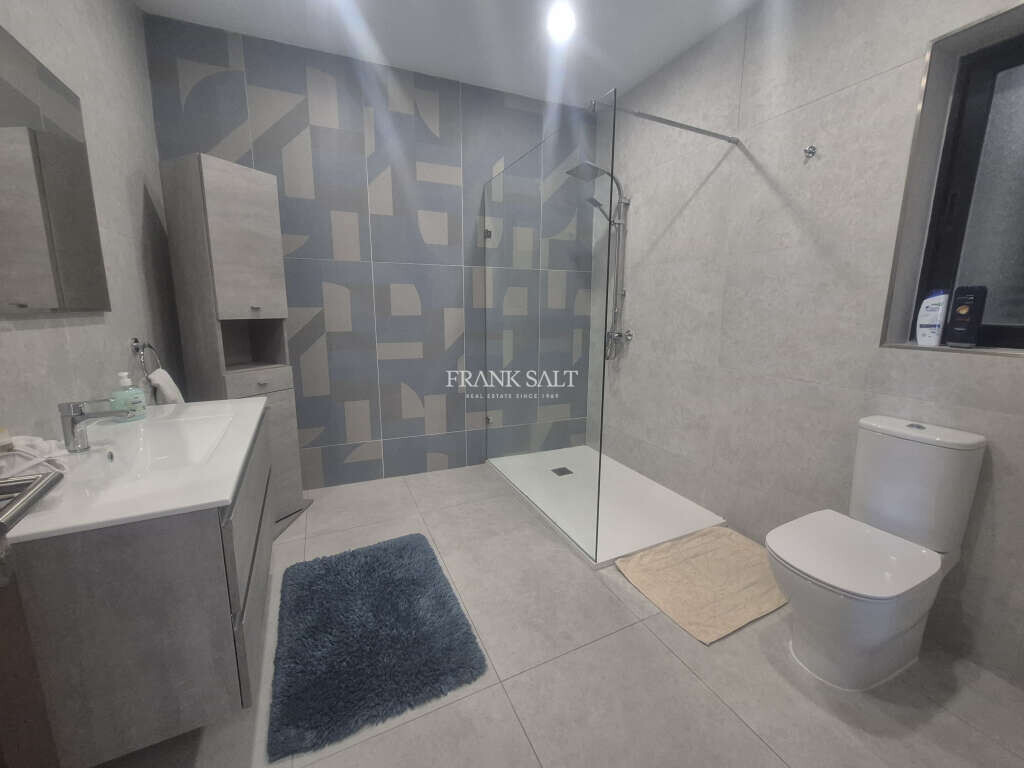 Paceville, ,For Sale,FRSA-926473