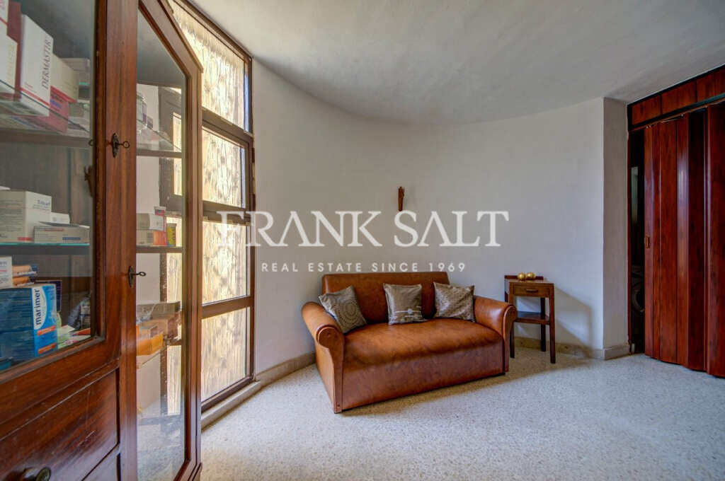 St Julians, 3 Bedrooms Bedrooms, ,3 BathroomsBathrooms,For Sale,FRSA-926091