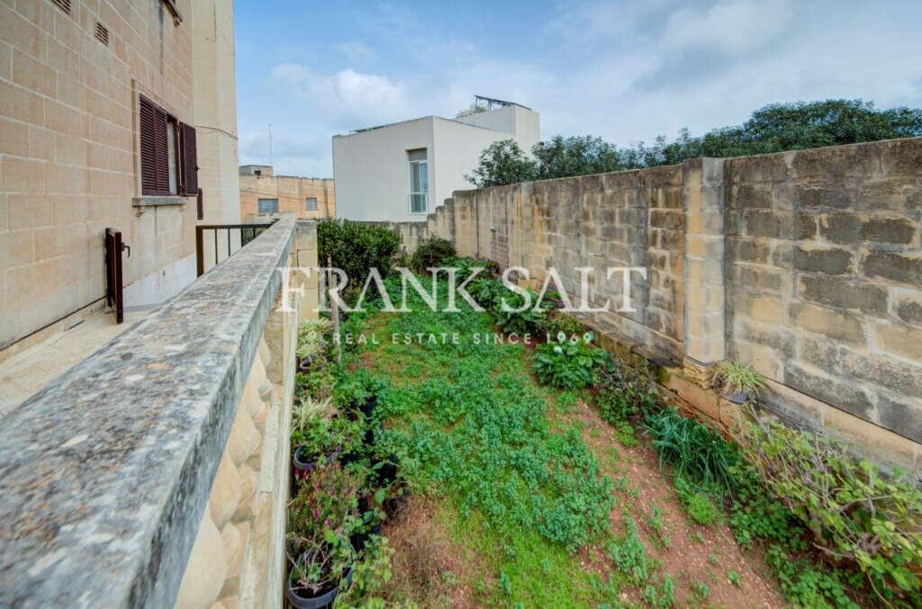 St Julians, 3 Bedrooms Bedrooms, ,3 BathroomsBathrooms,For Sale,FRSA-926091