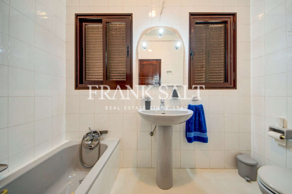 St Julians, 3 Bedrooms Bedrooms, ,3 BathroomsBathrooms,For Sale,FRSA-926091