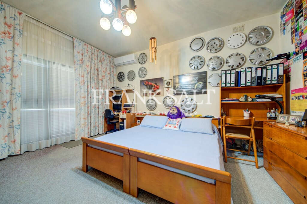 St Julians, 3 Bedrooms Bedrooms, ,3 BathroomsBathrooms,For Sale,FRSA-926091